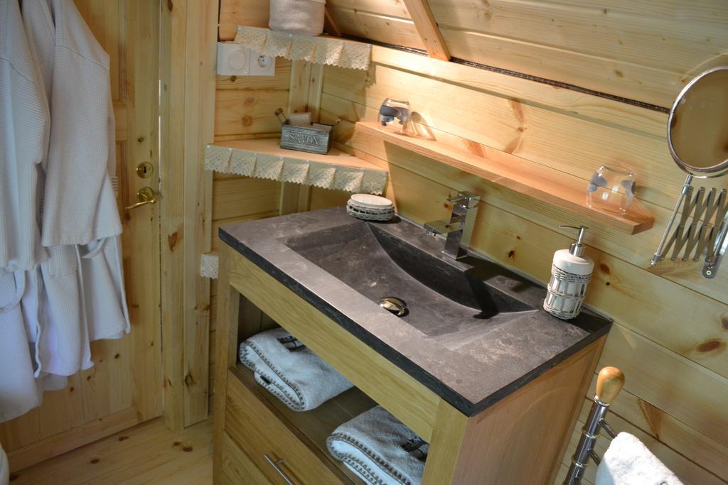 Le Refuge Bed & Breakfast Mornas Cameră foto