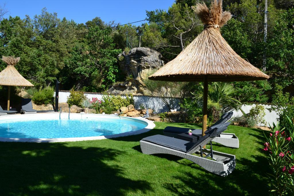 Le Refuge Bed & Breakfast Mornas Exterior foto