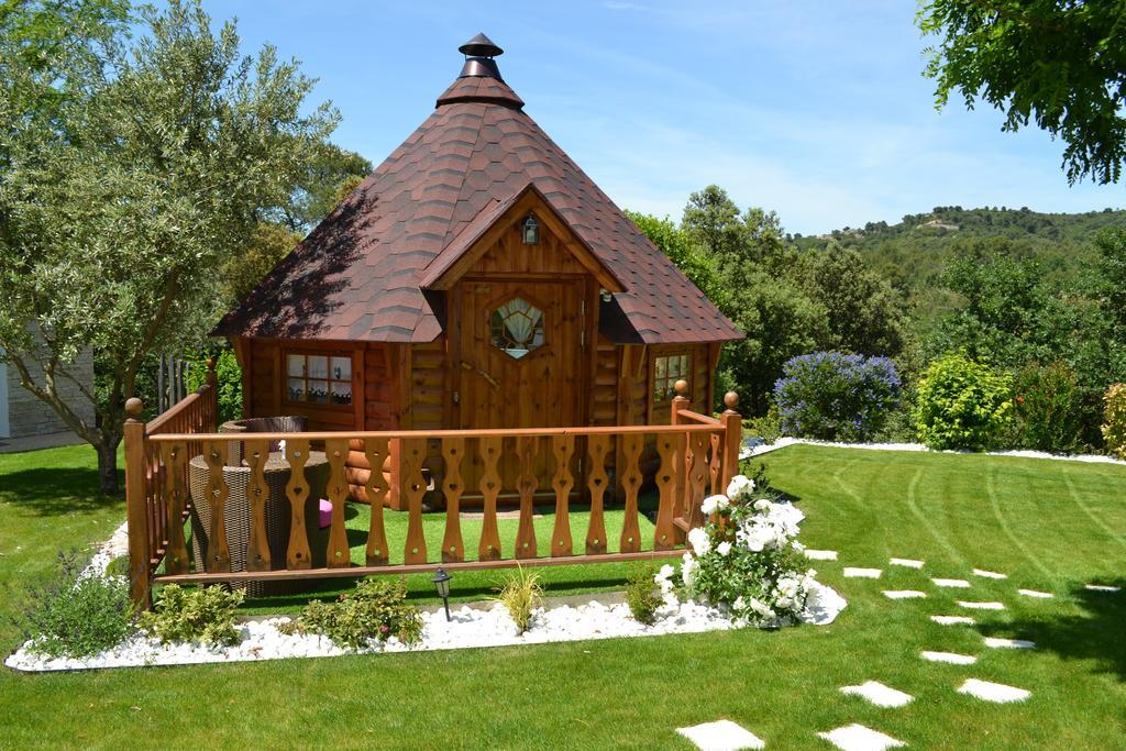 Le Refuge Bed & Breakfast Mornas Exterior foto